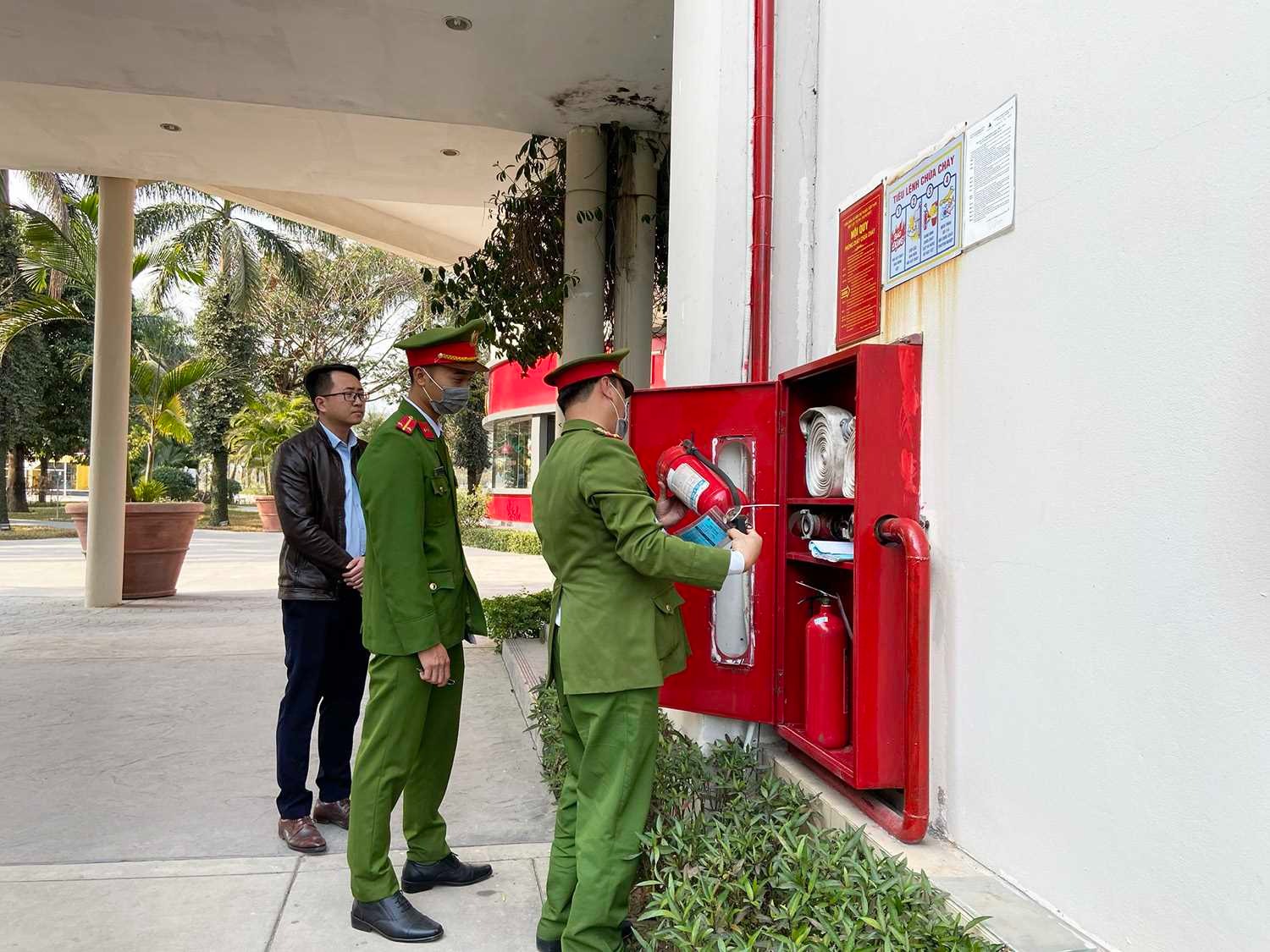 Hệ thống hút khói và tạo áp cầu thang cần được kiểm tra định kỳ để đảm bảo hiệu quả sử dụng