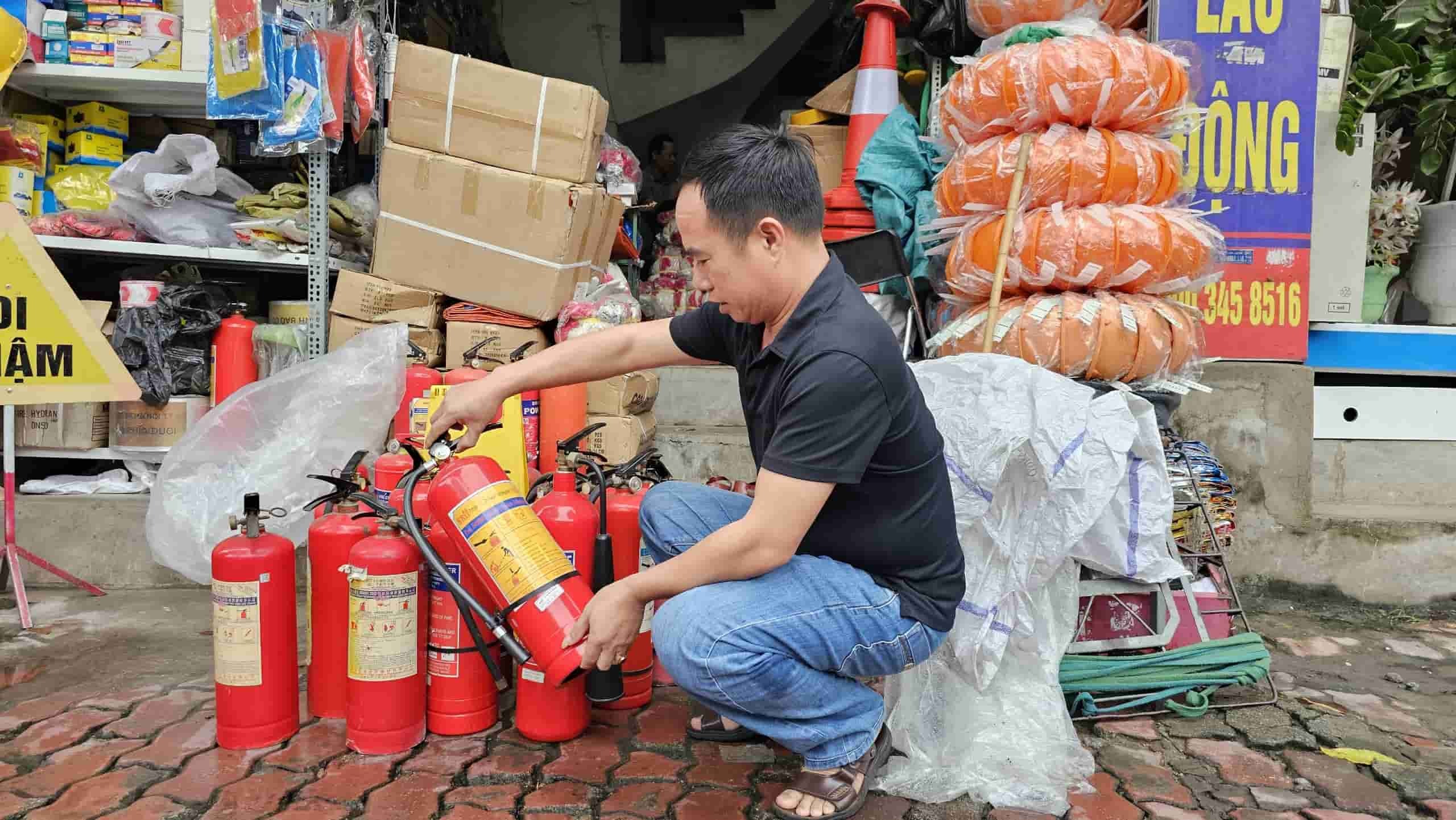 trang bị các loại thiết bị PCCC tại Cty PCCC H.A.T